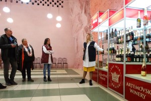 Тур Сіль і шампанське: Бахмут, завод ігристих вин Artwinery